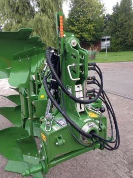 DEMO : Amazone Cayron wentelploeg