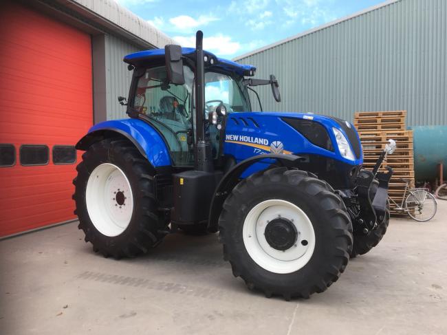 New Holland T7.210 PC Klijn