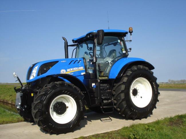 New Holland T7.230 AC Daanje