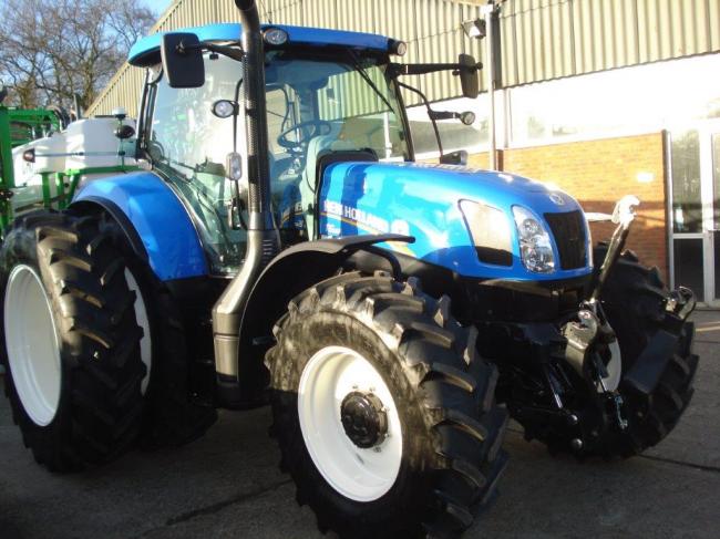 New Holland T6.165 EC Buseman