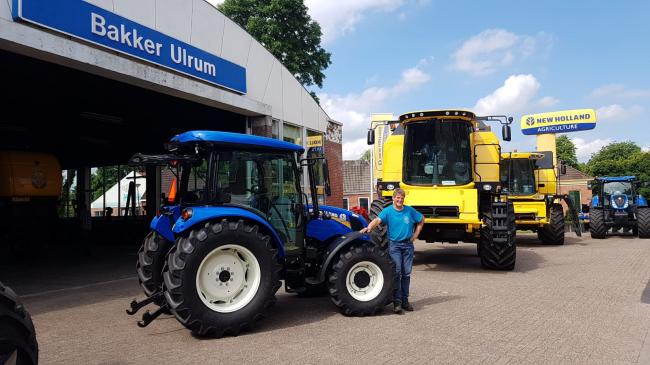 New Holland T4.75S Van der Veen 