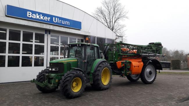 Amazone UX 4200 spuit Dekker