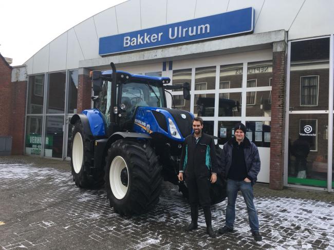 New Holland T7.210 AC Nieuwenhuis