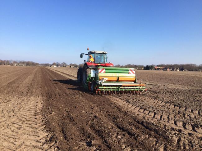 Amazone machines voor Hovenkamp