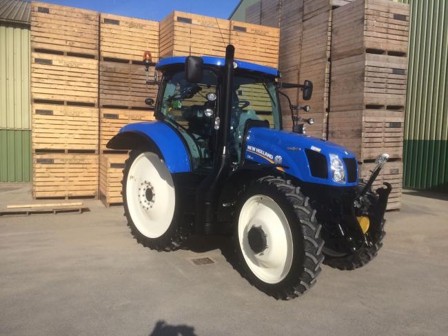 New Holland T6.140 AC Bruins - van Hoorn