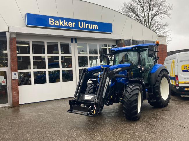 New Holland T5.140 Dynamic Command