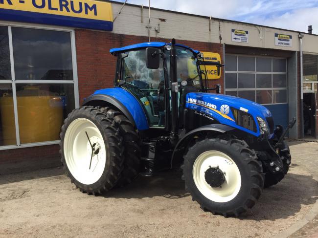 New Holland T5.105 EC afgeleverd