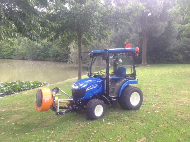 New Holland Boomer 25 R.U.G.