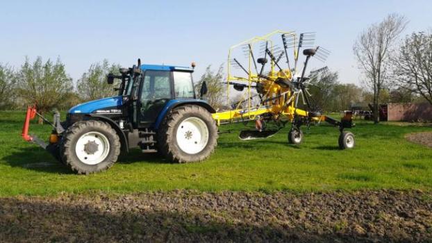 New Holland/ Kongskilde R820 Wigboldus
