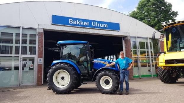 New Holland T4.75S Van der Veen