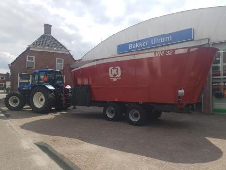 Kongskilde mengwagen voor Pastoor Middelstum